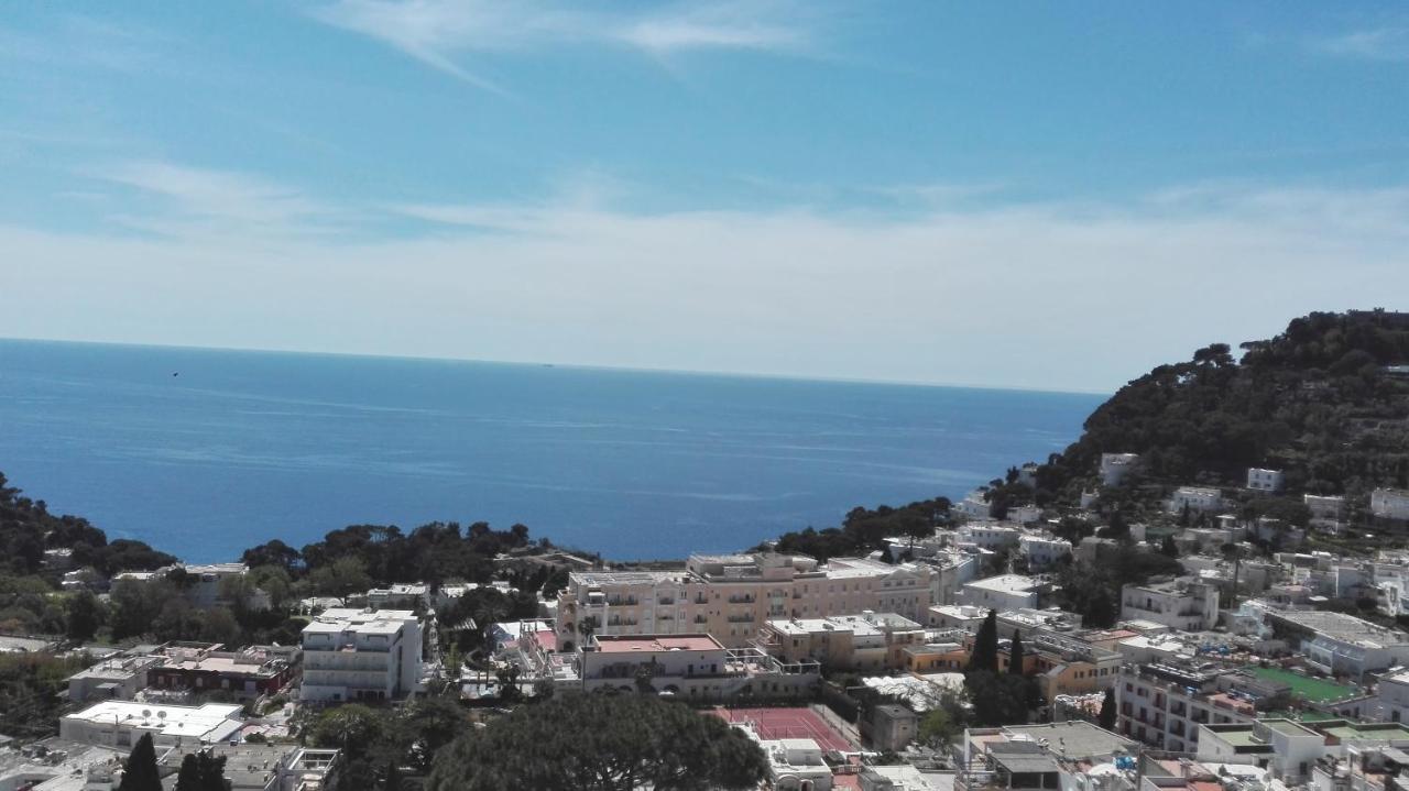 Sunshine Lägenhet Capri Exteriör bild